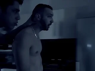 Bande Annonce Alternative | Wolf - La légende des Schytes | Gaysight.com